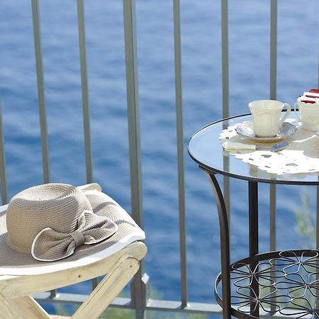 La Maurella Bed and Breakfast Praiano Εξωτερικό φωτογραφία