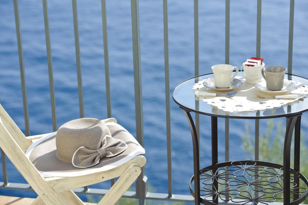 La Maurella Bed and Breakfast Praiano Εξωτερικό φωτογραφία