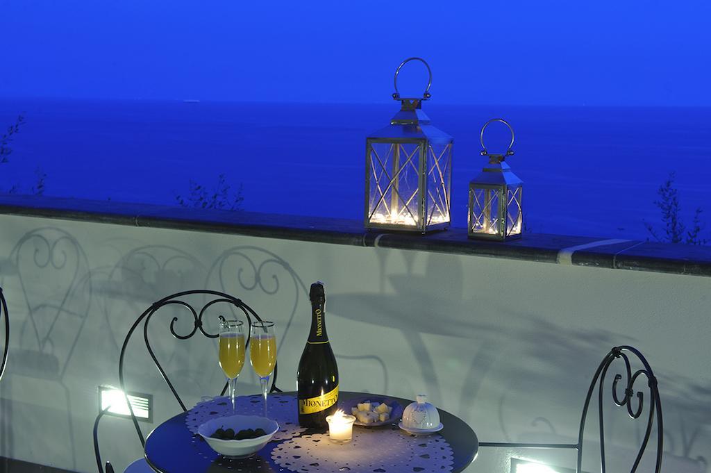 La Maurella Bed and Breakfast Praiano Εξωτερικό φωτογραφία